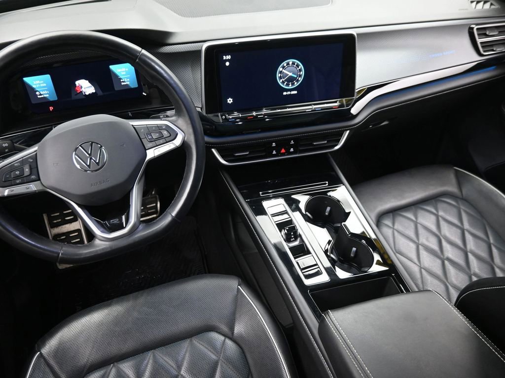 Used 2024 Volkswagen Atlas Cross Sport SEL Premium R-Line image 13