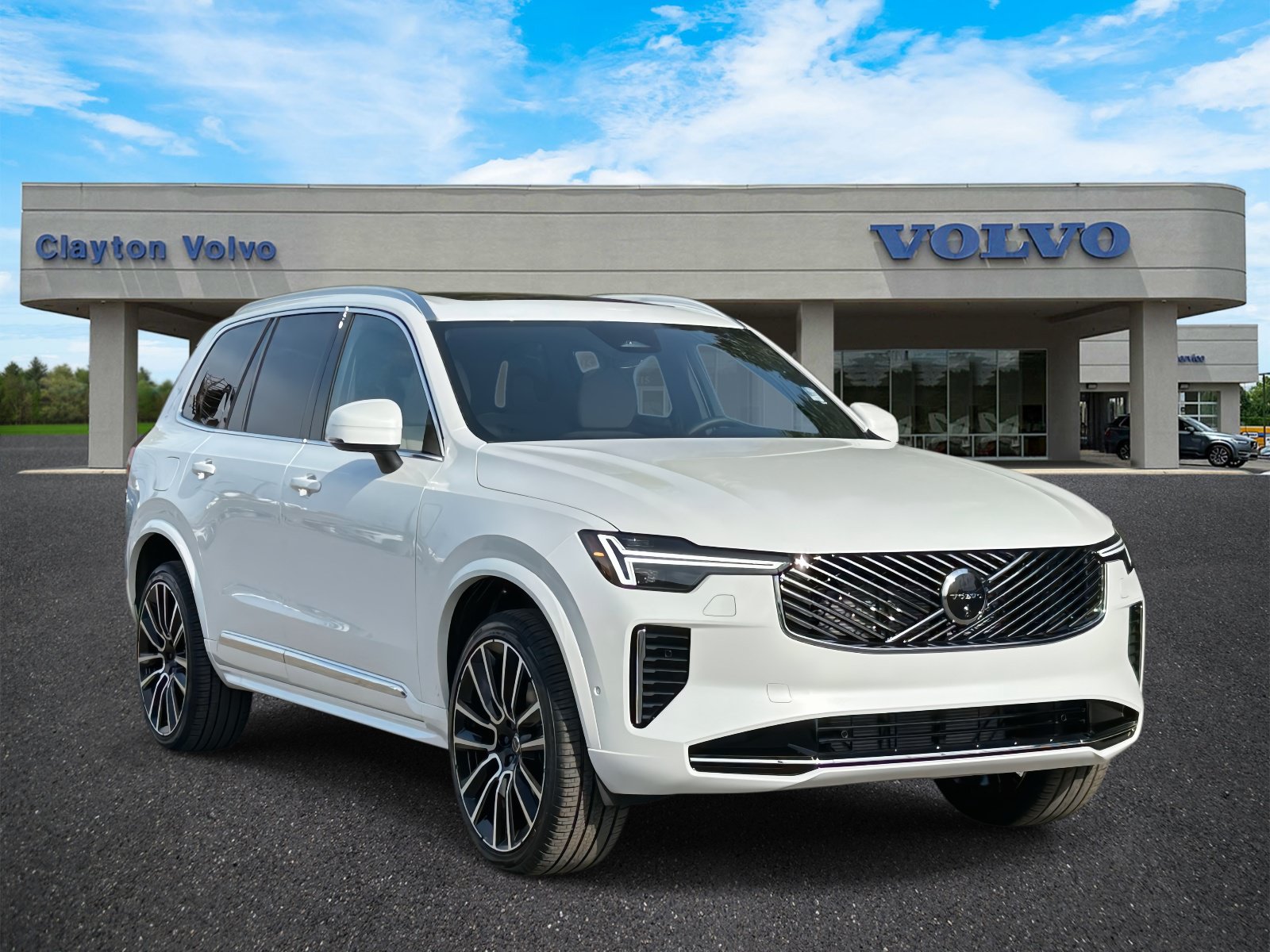 New 2026 Volvo XC90 B6 Plus AWD/4WD image 1
