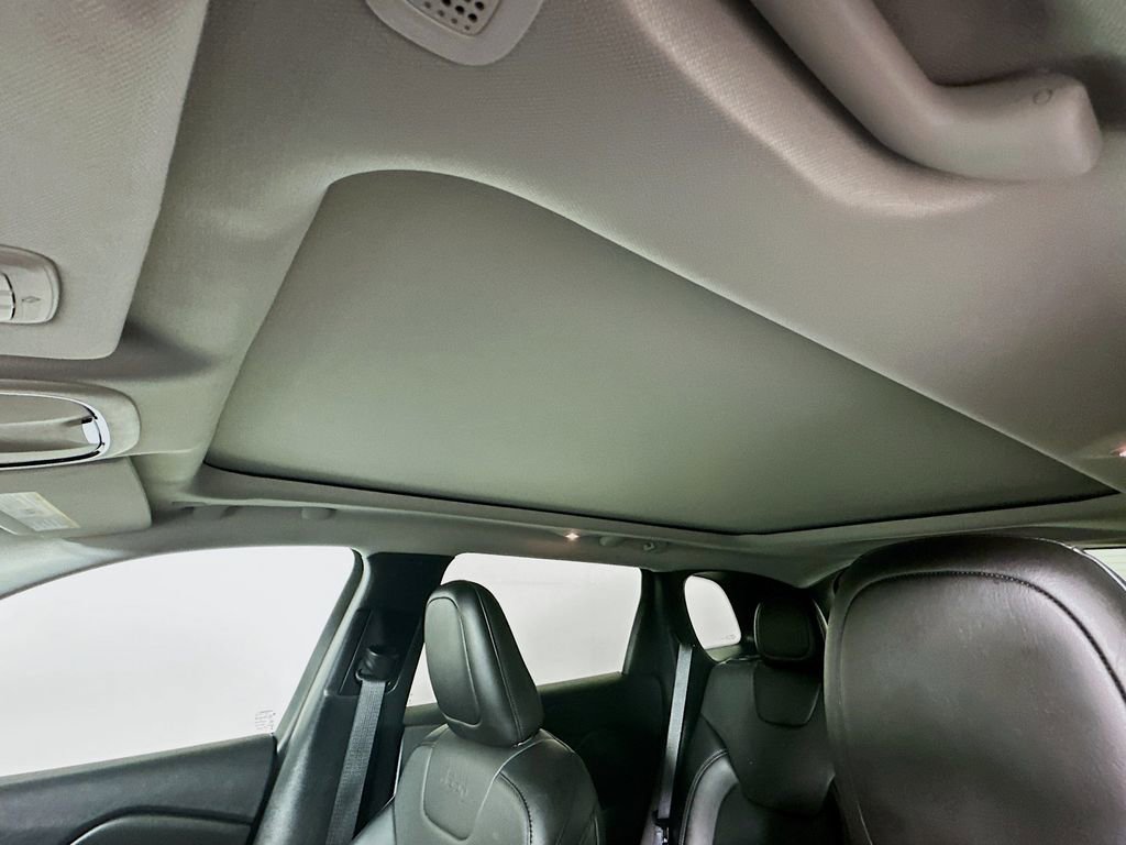 Certified 2023 Jeep Cherokee Altitude Lux w/ Lux Elite Package image 34