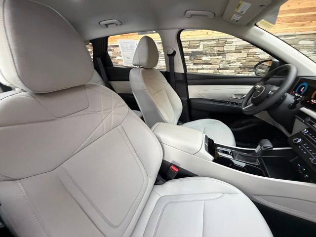 Used 2026 Hyundai Tucson SE AWD/4WD image 15
