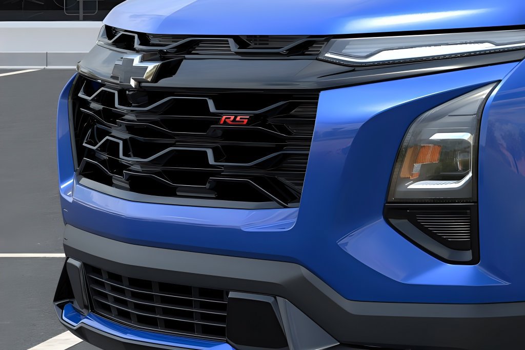 New 2026 Chevrolet Equinox RS w/ LPO, Floor Liner Package FWD image 16
