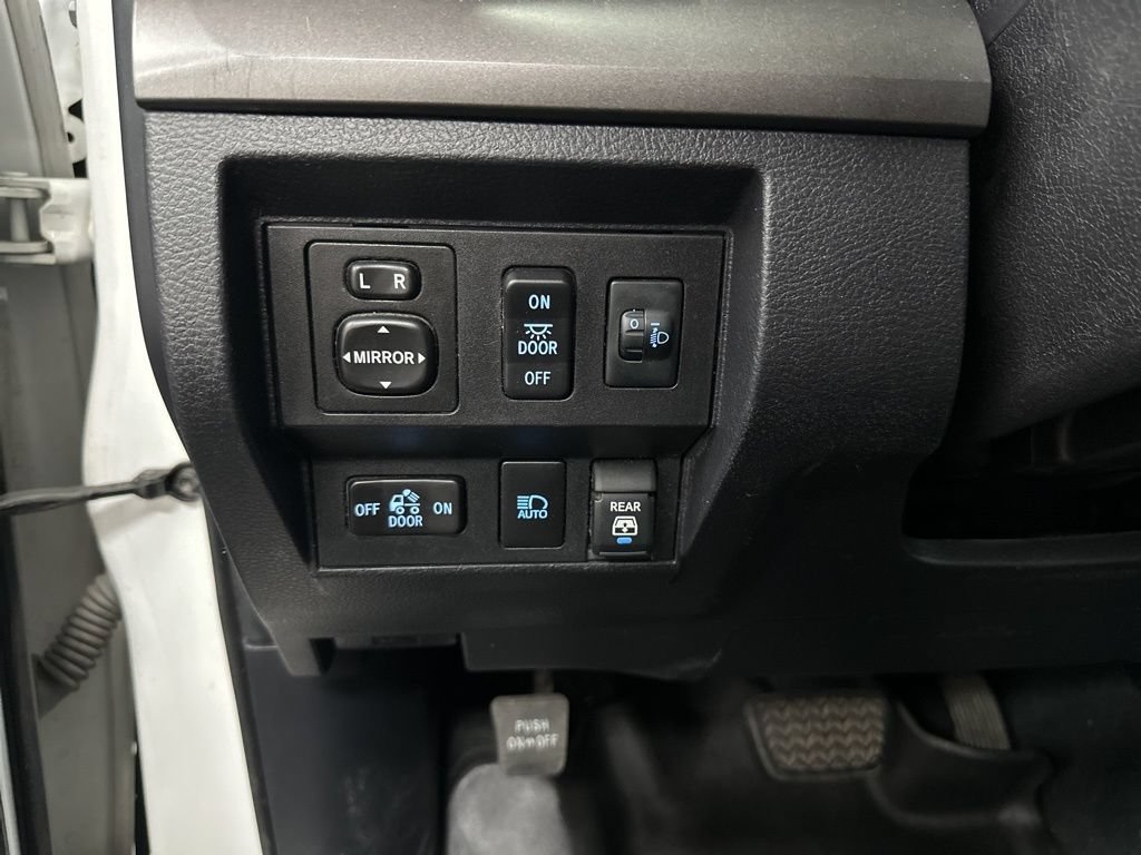 Used 2021 Toyota Tundra SR5 w/ TRD Off-Road Plus Package AWD/4WD image 32