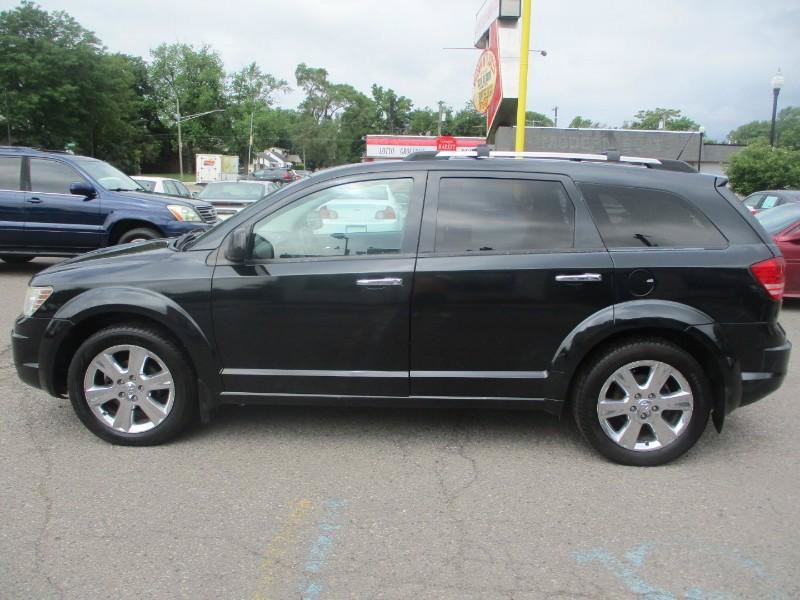 Used 2010 Dodge Journey R/T w/ Convenience Group II AWD/4WD image 4