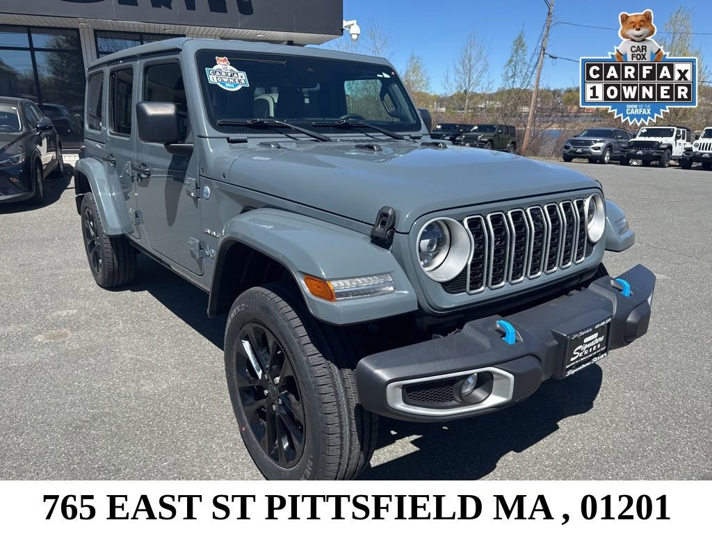 Used 2024 Jeep Wrangler Unlimited Sahara w/ Technology Group AWD/4WD image 9