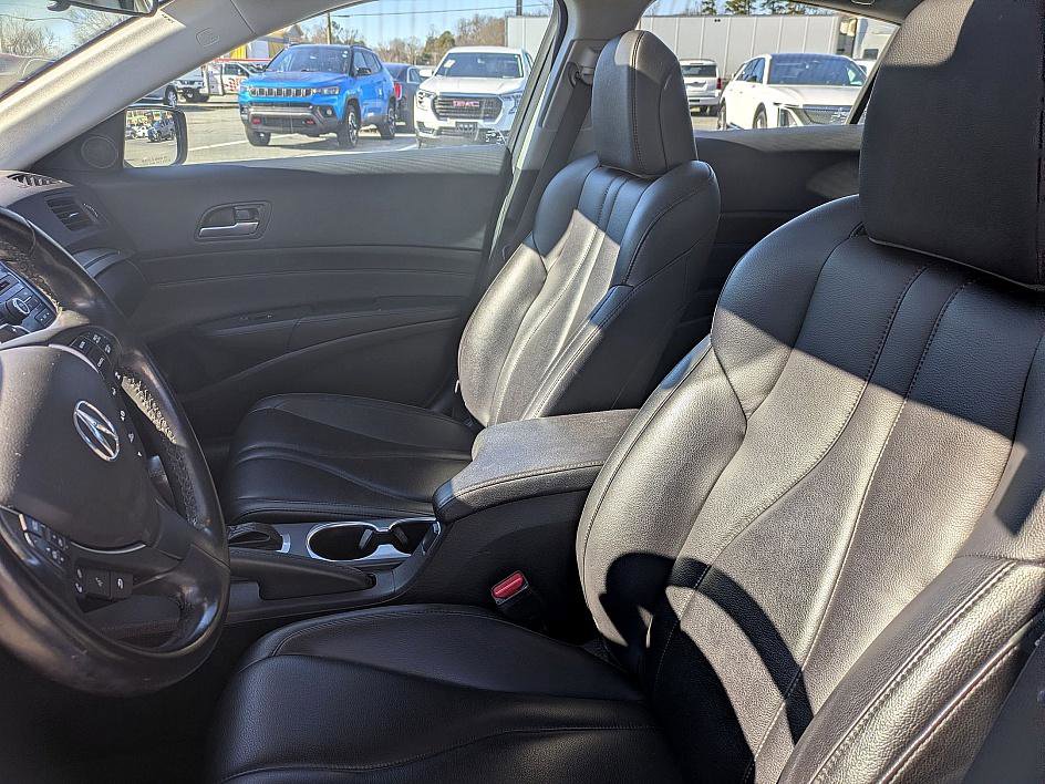 Used 2021 Acura ILX BASE image 11