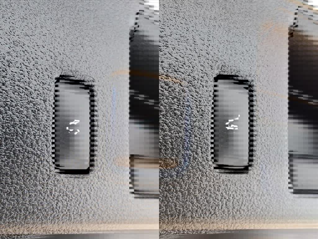 Used 2023 Ford Escape ST-Line w/ Cold Weather Package image 25