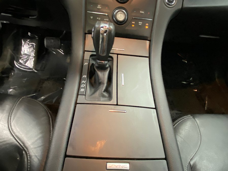 Used 2015 Ford Taurus SEL w/ Equipment Group 201A FWD image 30