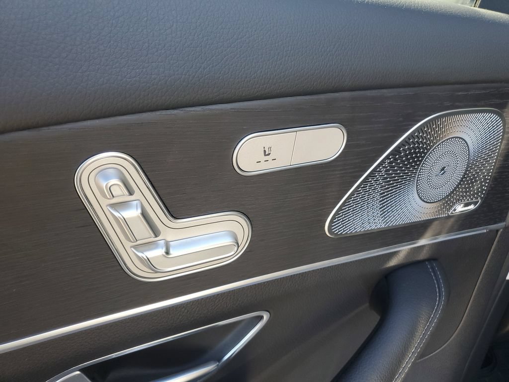 Used 2024 Mercedes-Benz GLS 580 4MATIC image 28