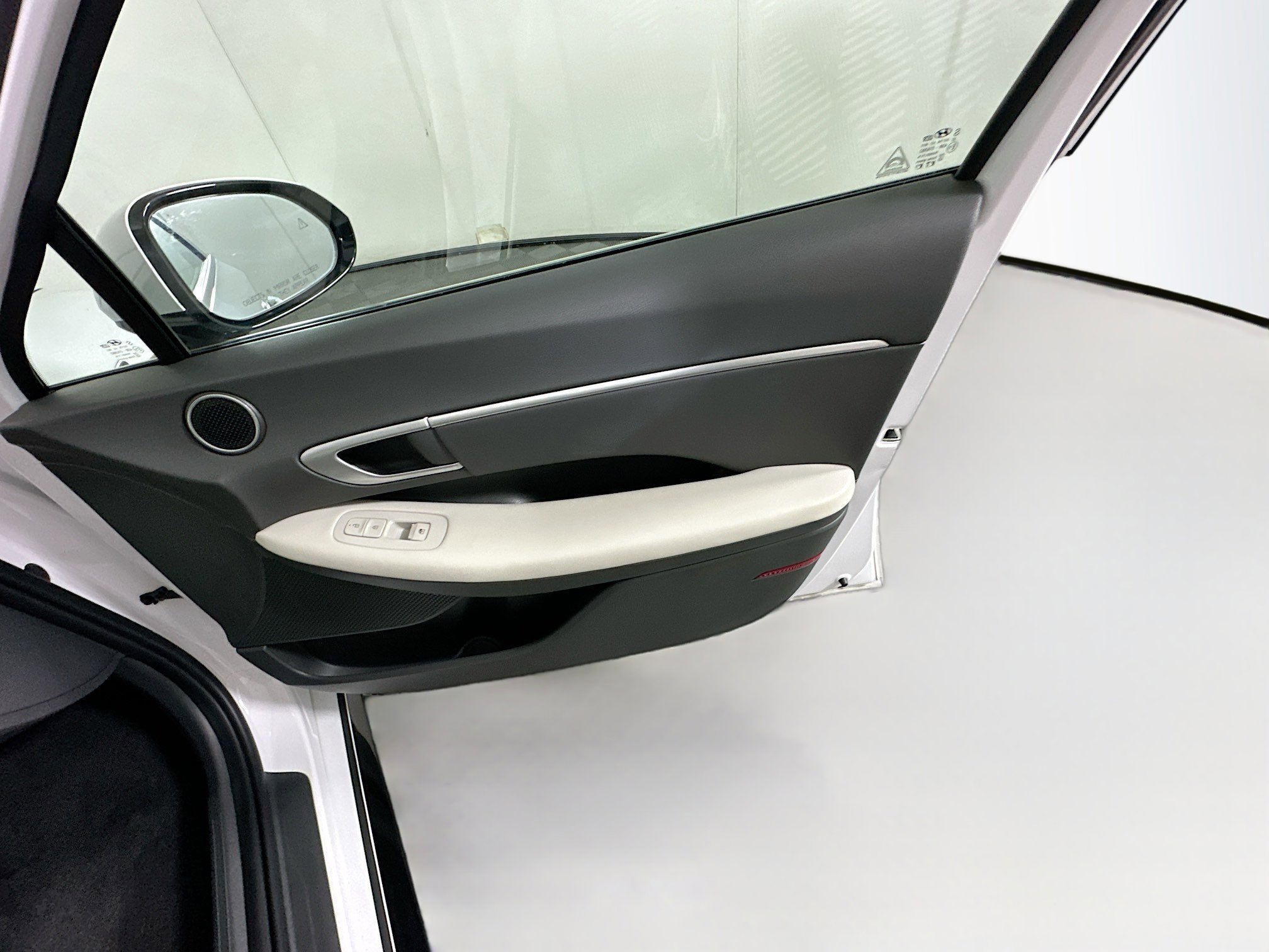 Used 2025 Hyundai Sonata SEL image 30