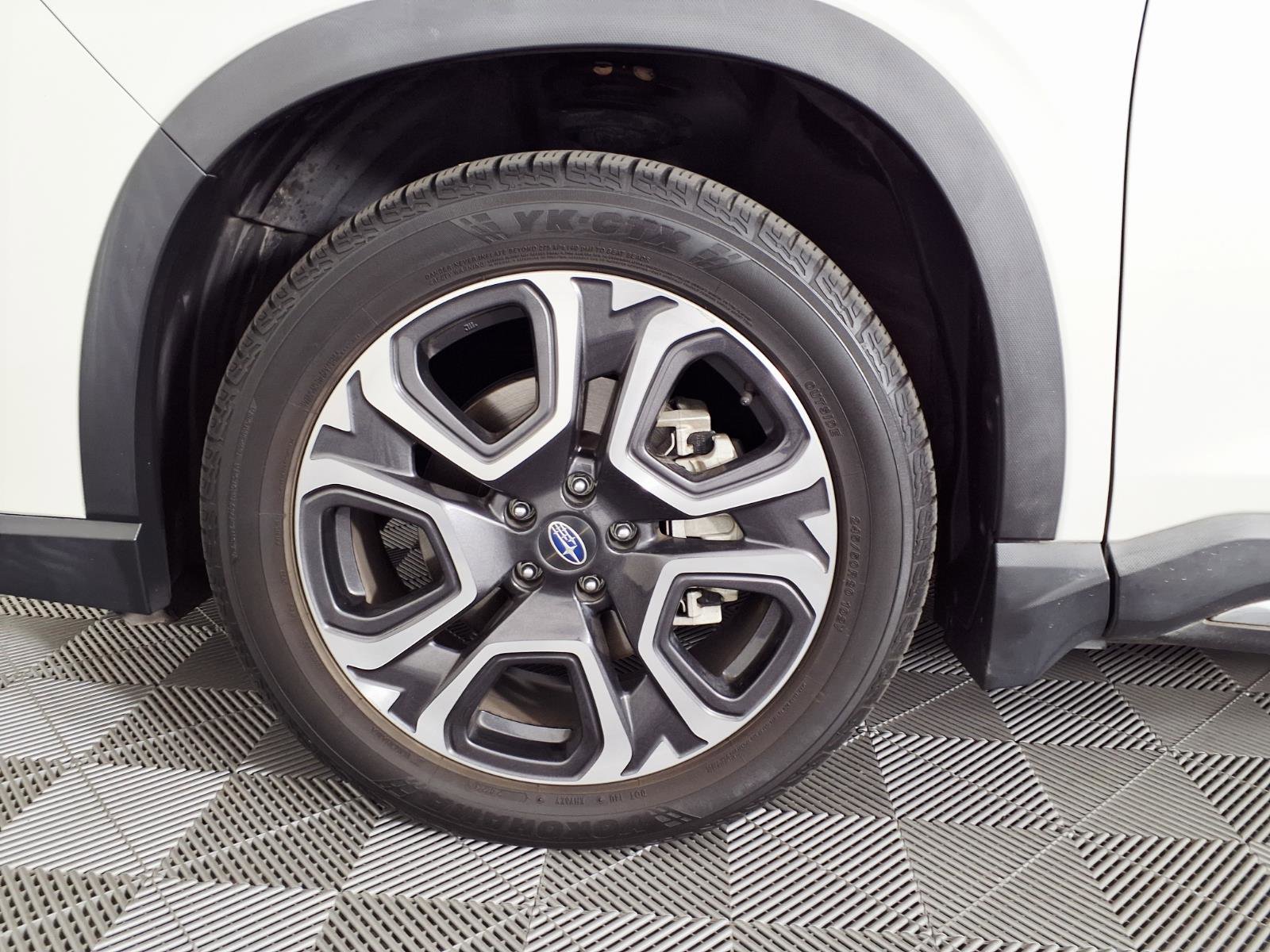 Used 2023 Subaru Ascent Touring AWD/4WD image 7