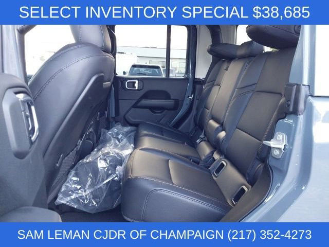 New 2025 Jeep Gladiator Sport image 6