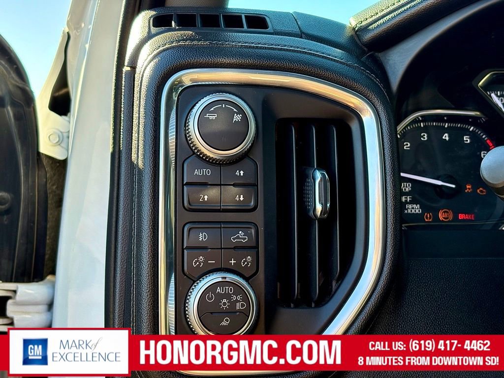 Used 2019 GMC Sierra 1500 SLT w/ X31 Off-Road Package image 17