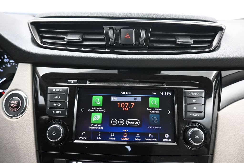 Used 2022 Nissan Rogue Sport SL AWD/4WD image 16