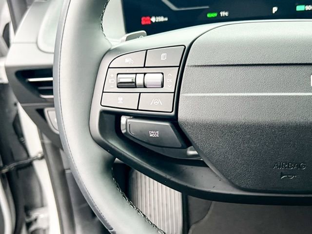 New 2025 Kia EV6 Light w/ Light LR Technology Package RWD image 27