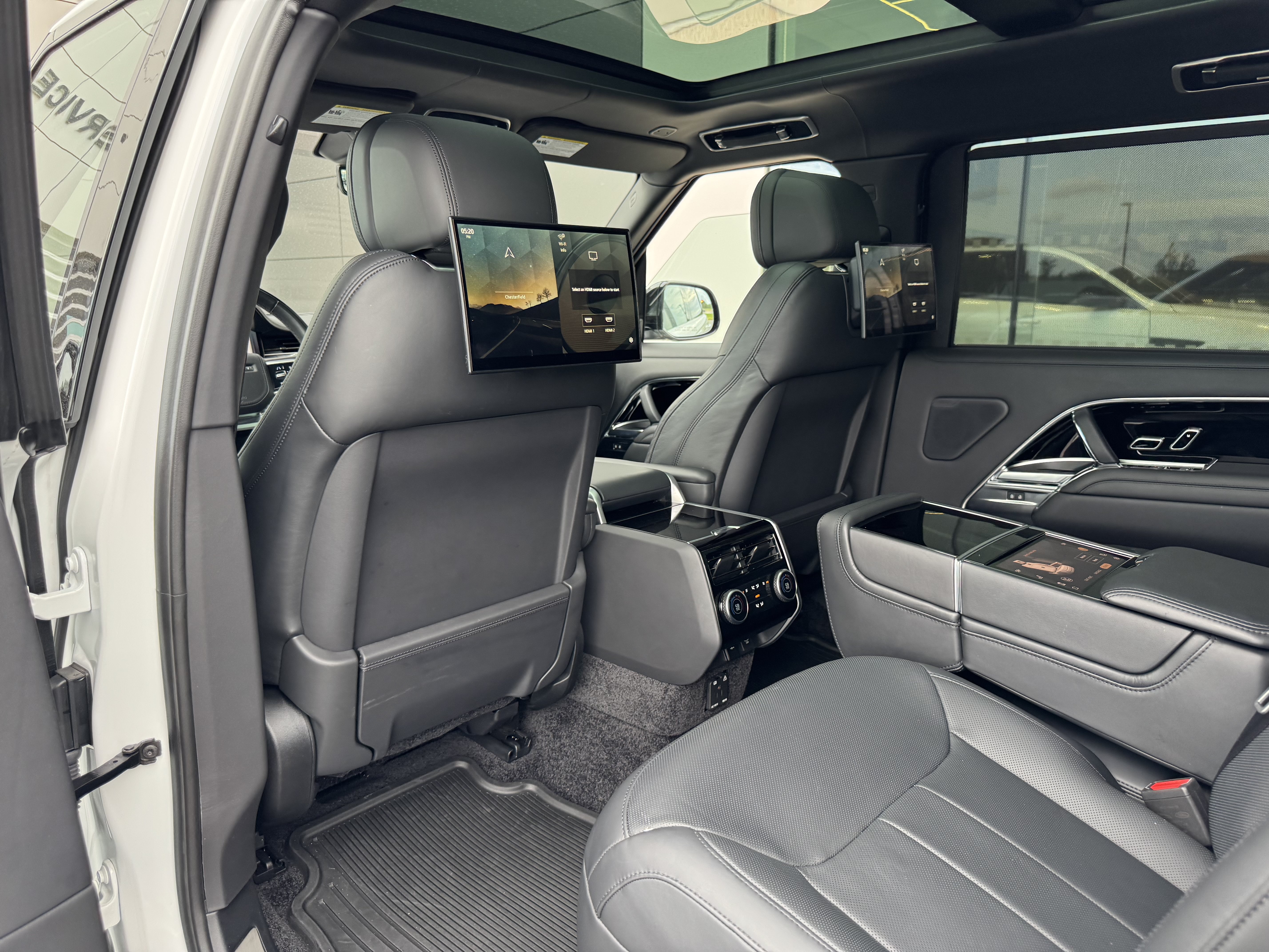 Certified 2023 Land Rover Range Rover Long Wheelbase Autobiography AWD/4WD image 29