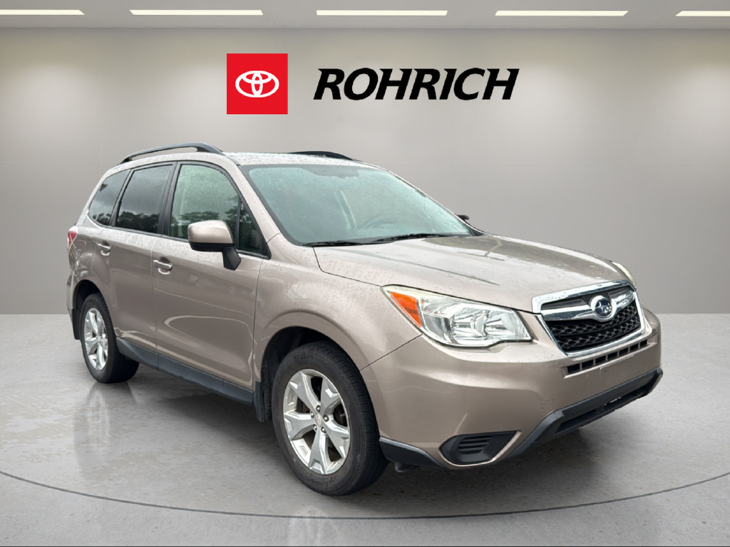Used 2014 Subaru Forester 2.5i Premium w/ All-Weather Package AWD/4WD image 4