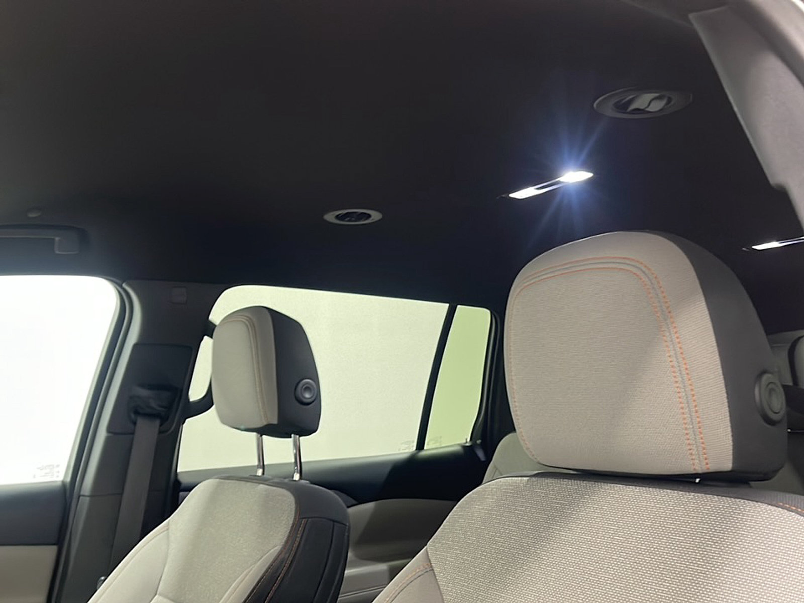Used 2026 Chevrolet Traverse LT w/ Driver Confidence Package FWD image 12