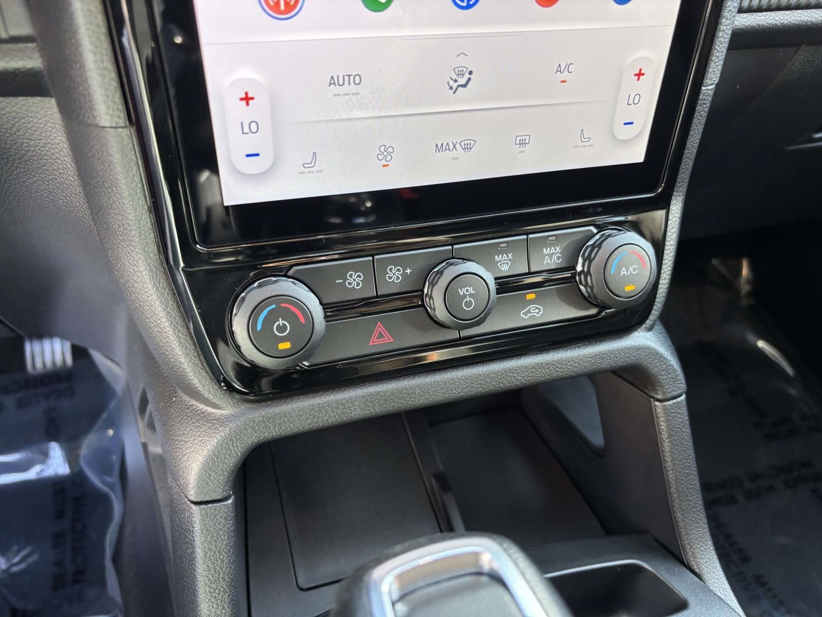 New 2025 Ford Ranger XLT w/ Equipment Group 301A High image 22