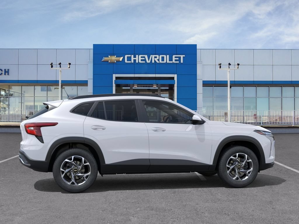 New 2026 Chevrolet Trax LT w/ Driver Confidence Package FWD image 5