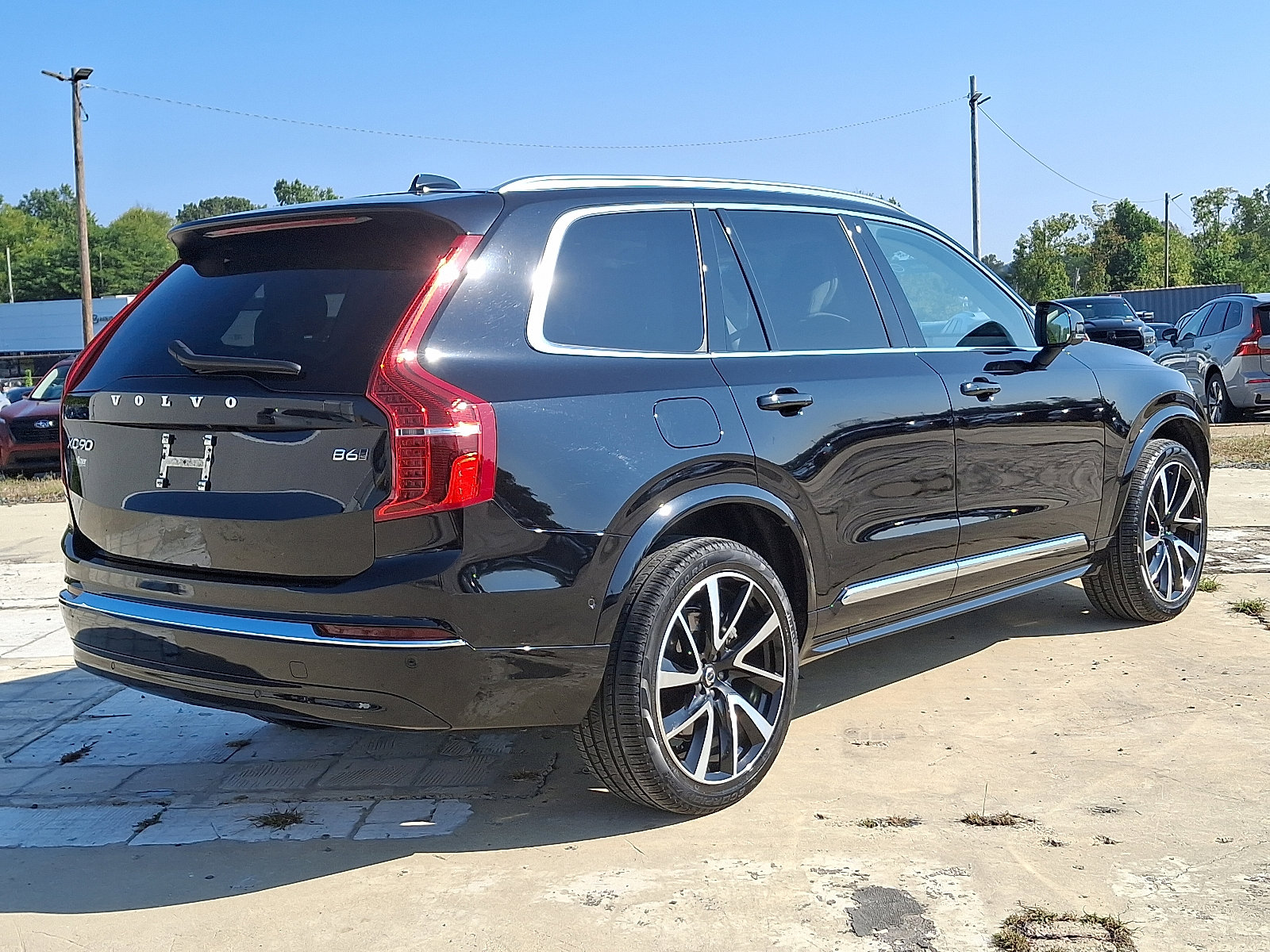 Certified 2024 Volvo XC90 B6 Plus w/ Protection Package image 6