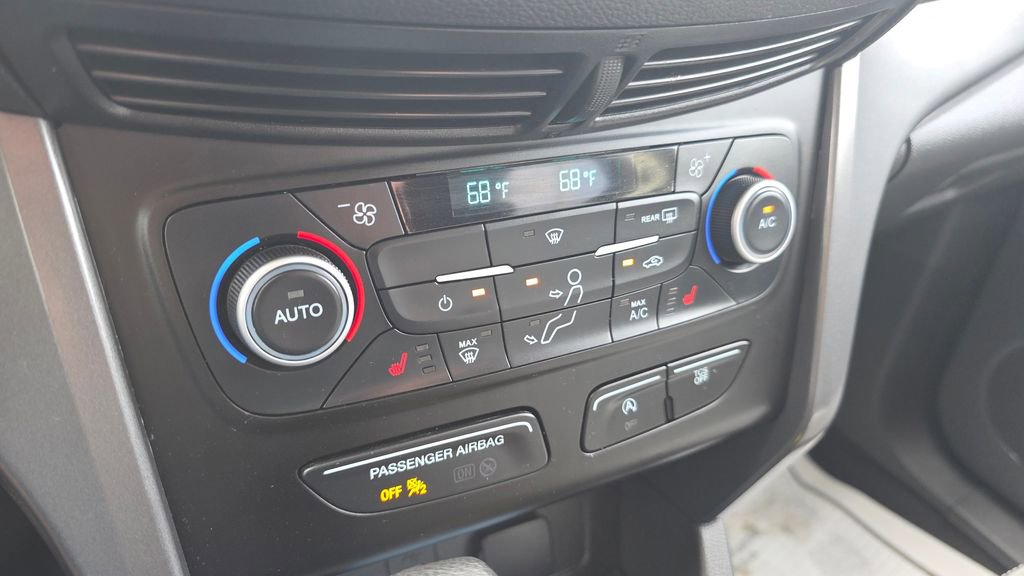 Used 2019 Ford Escape SE image 19