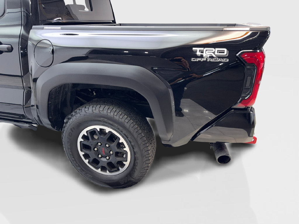 Used 2025 Toyota Tacoma TRD Off-Road w/ TRD Off Road Premium Package AWD/4WD image 19