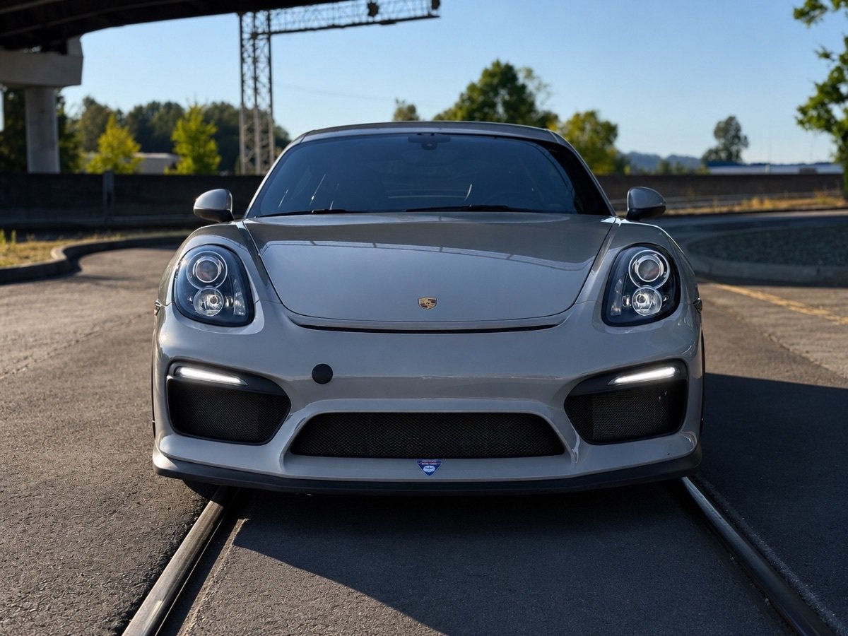 Used 2015 Porsche Cayman RWD image 8