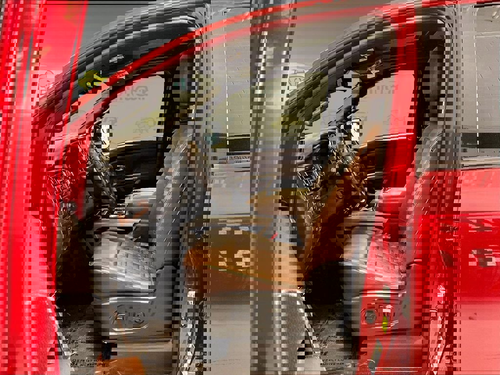 Used 2024 Nissan Titan Platinum Reserve w/ Moonroof Package image 12