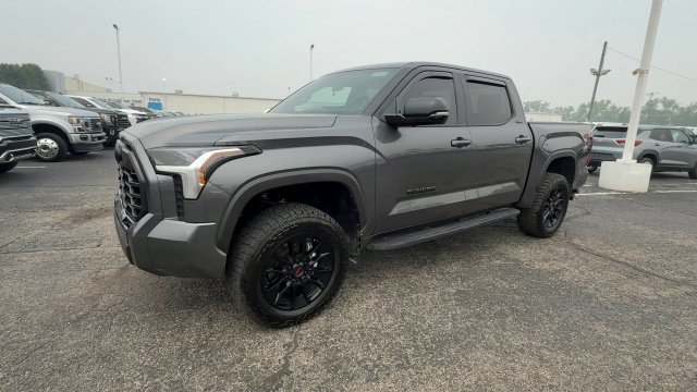 Used 2026 Toyota Tundra Limited w/ TRD Off-Road Package AWD/4WD image 4