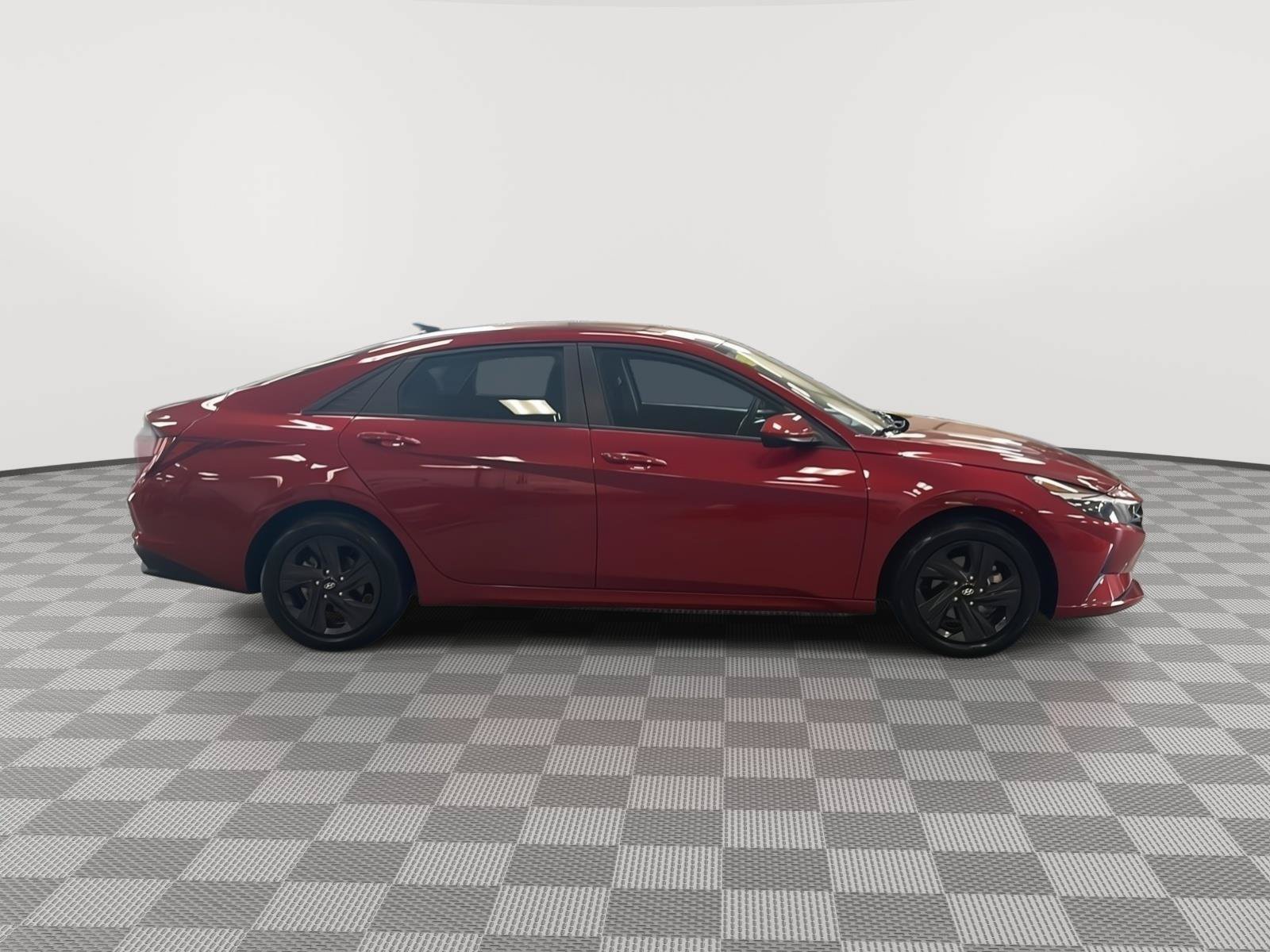 Certified 2023 Hyundai Elantra SEL FWD image 4