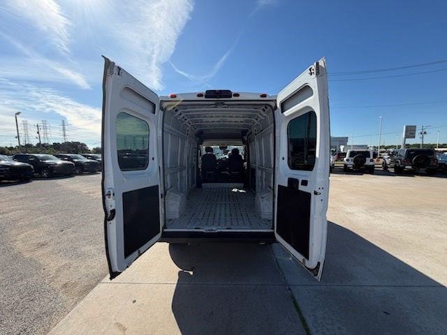 Used 2023 RAM ProMaster 2500 image 7