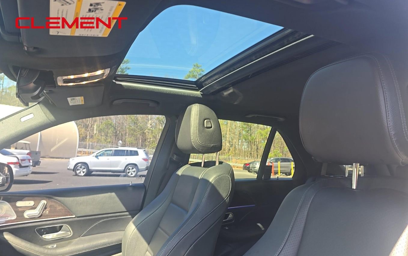 Used 2020 Mercedes-Benz GLE 350 4MATIC w/ Premium Package image 19