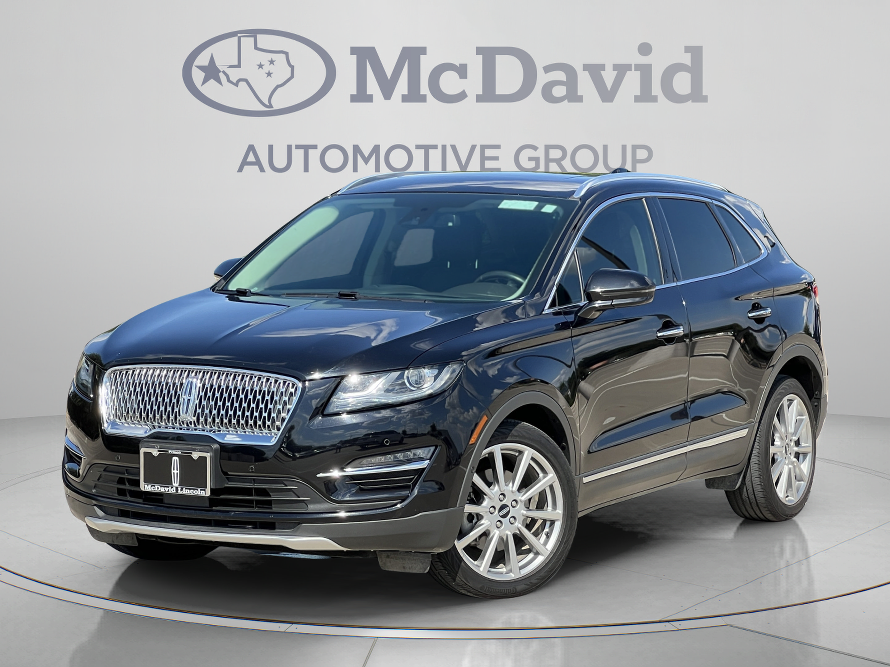 Used 2019 Lincoln MKC Reserve w/ MKC Technology Package FWD image 2
