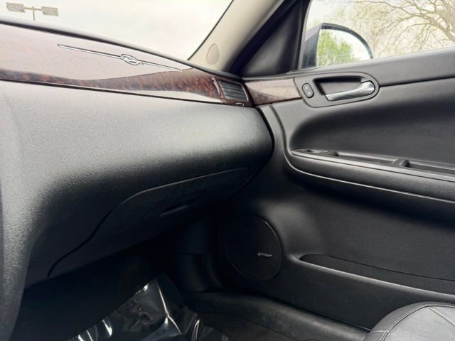 Used 2013 Chevrolet Impala LTZ image 23