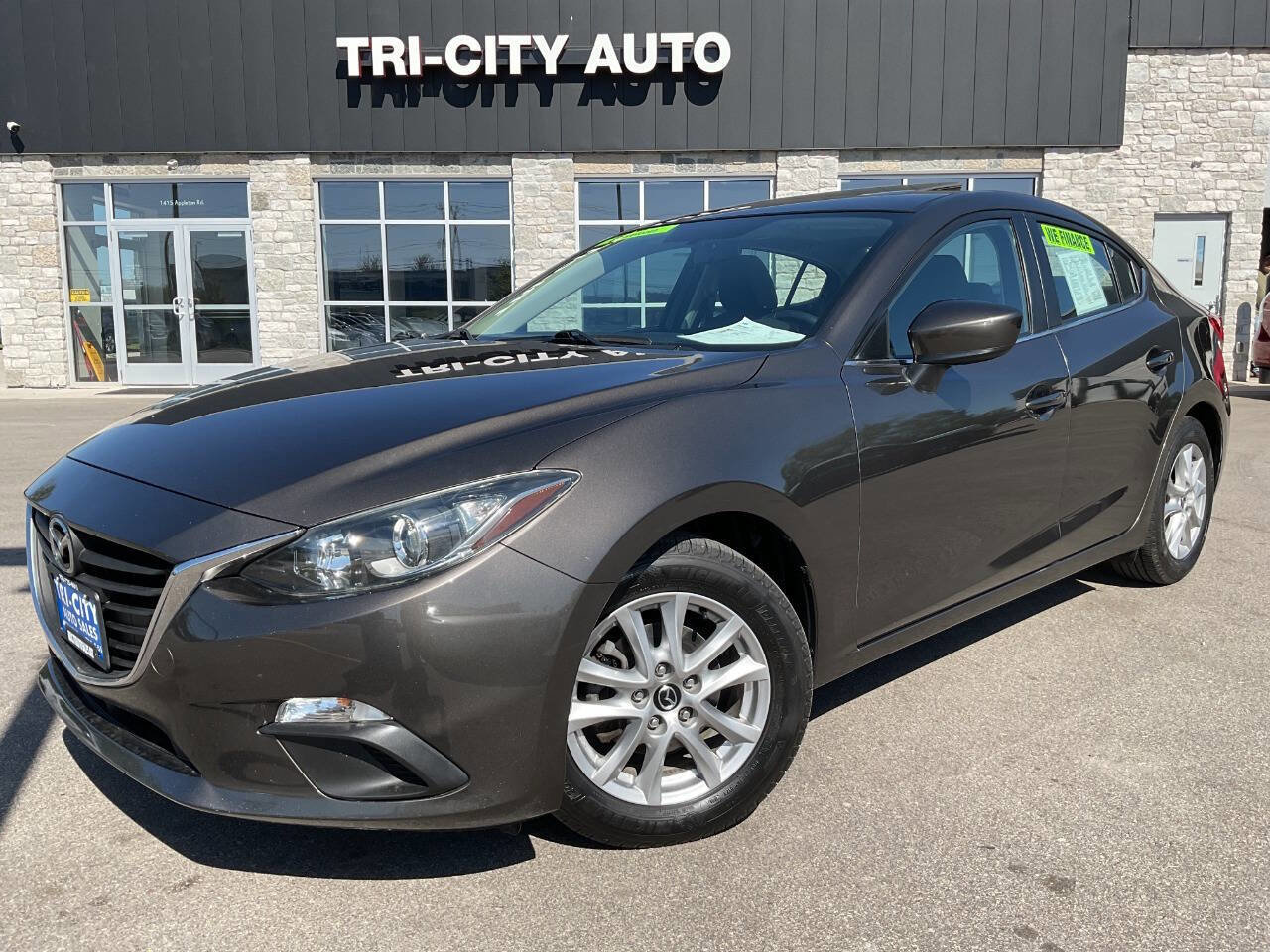 Used 2014 MAZDA MAZDA3 i Touring w/ Moonroof Package 1