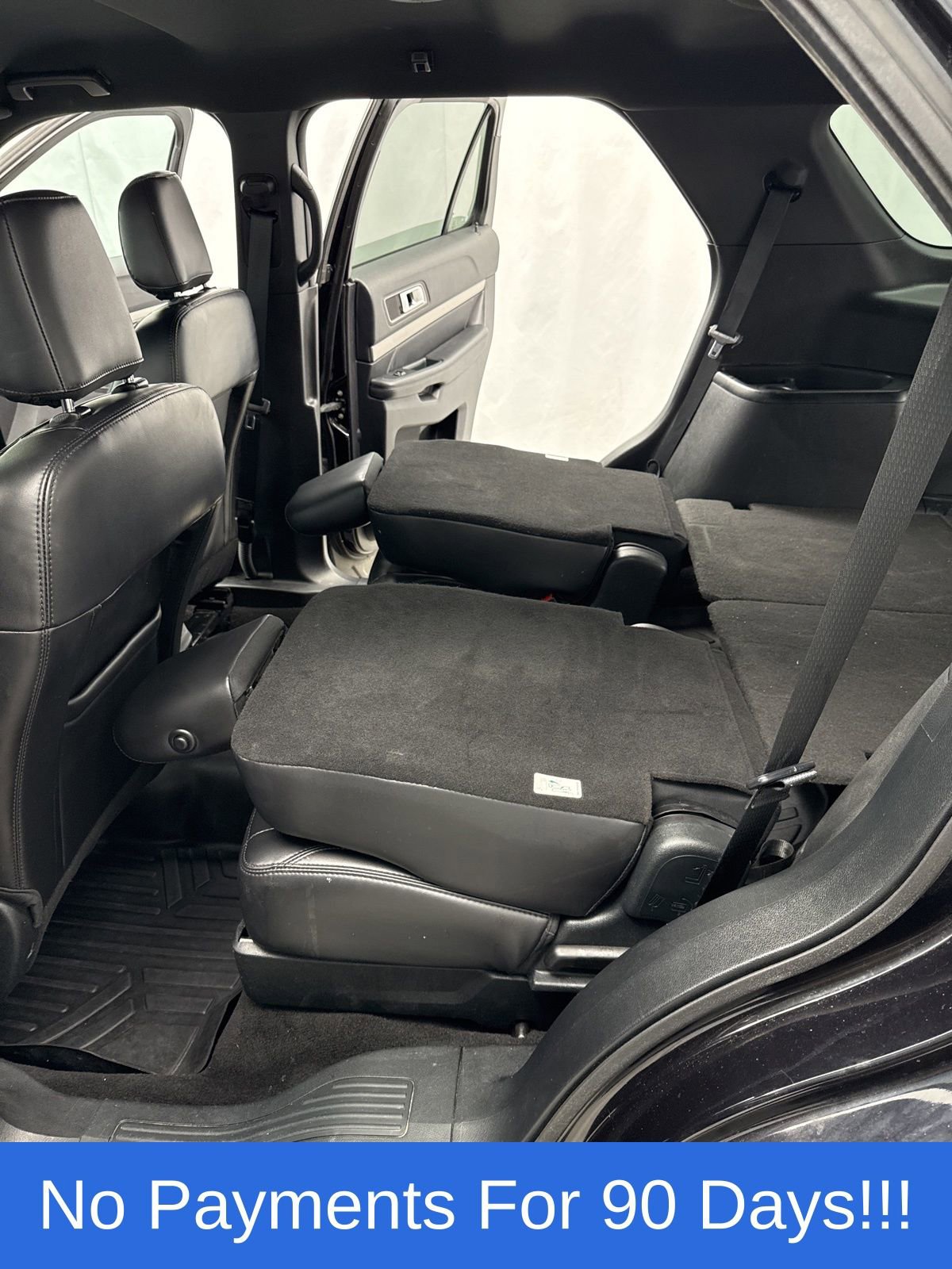 Certified 2019 Ford Explorer XLT w/ Equipment Group 202A image 39