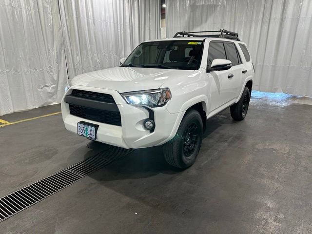 Used 2020 Toyota 4Runner SR5 Premium w/ Moonroof Package AWD/4WD image 22