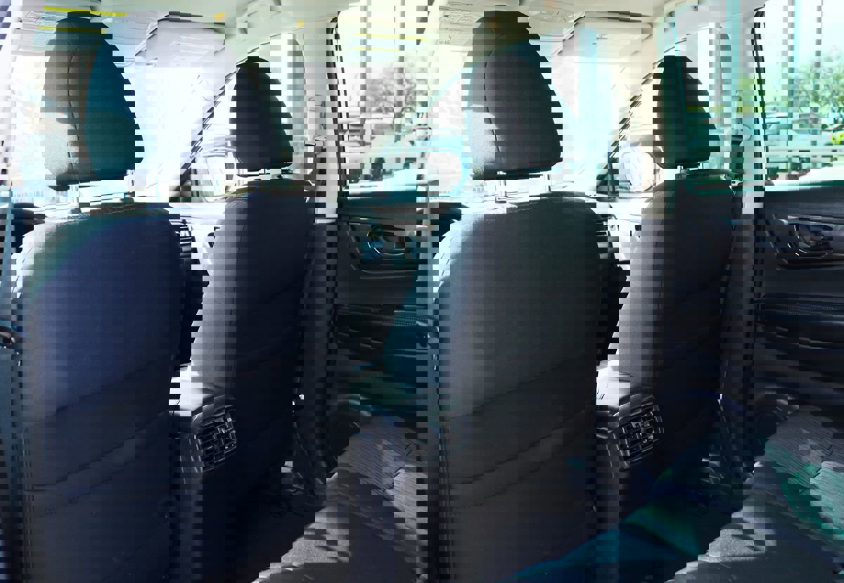 Used 2019 Nissan Rogue S image 31