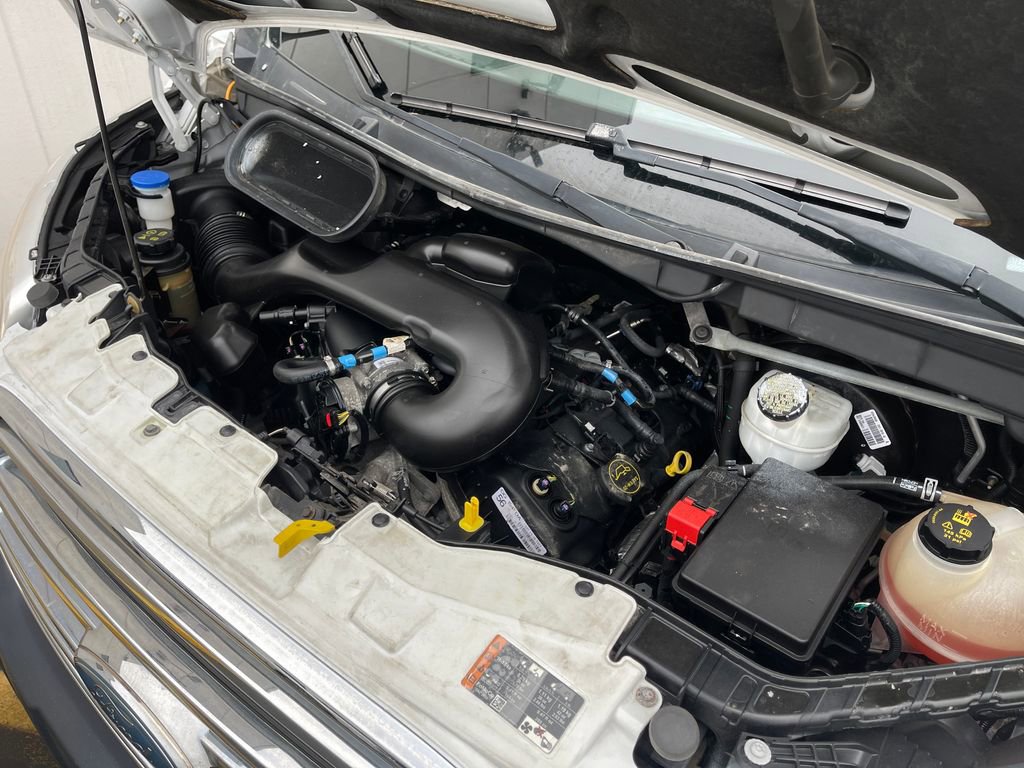 Used 2018 Ford Transit 350 XLT image 26