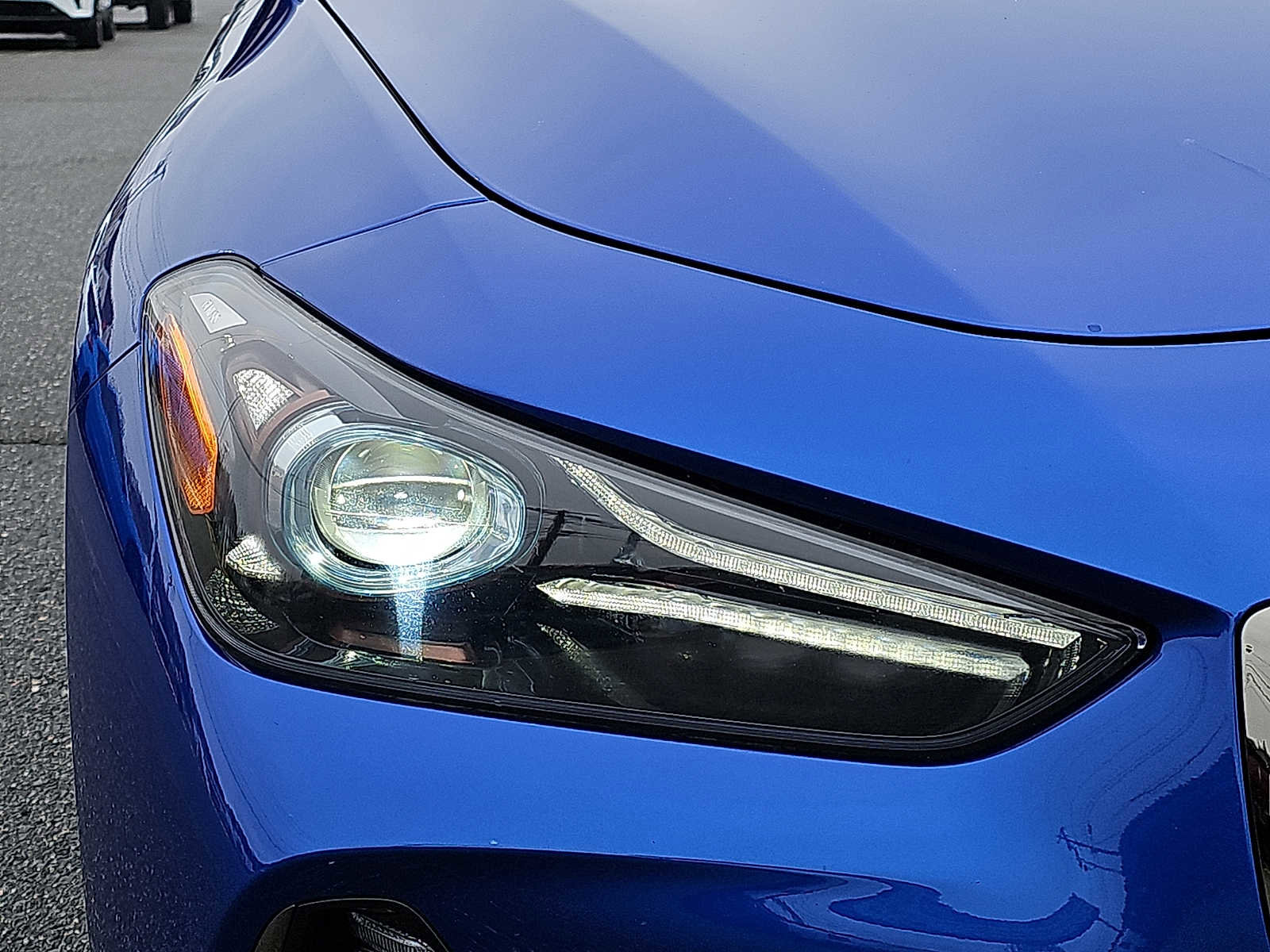 Used 2020 Genesis G70 3.3T w/ Sport Package image 9