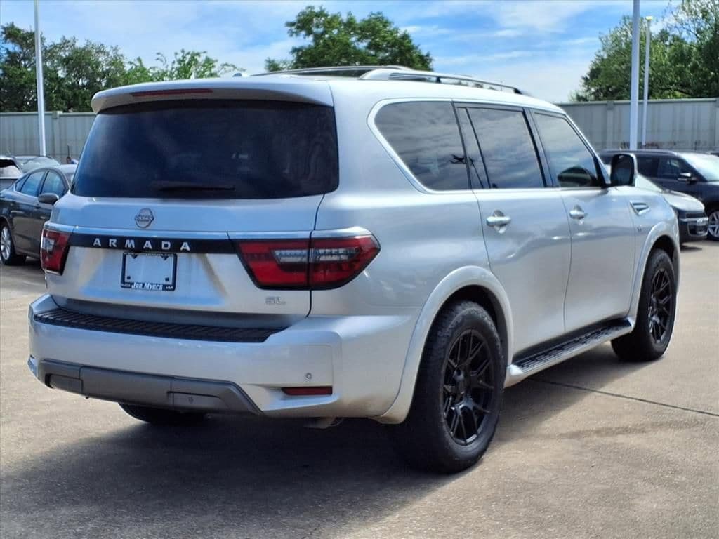 Used 2022 Nissan Armada SL w/ Captain's Chairs Package RWD image 4