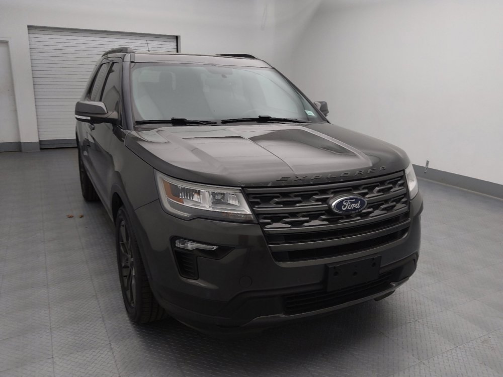 Used 2018 Ford Explorer XLT w/ Equipment Group 202A image 14