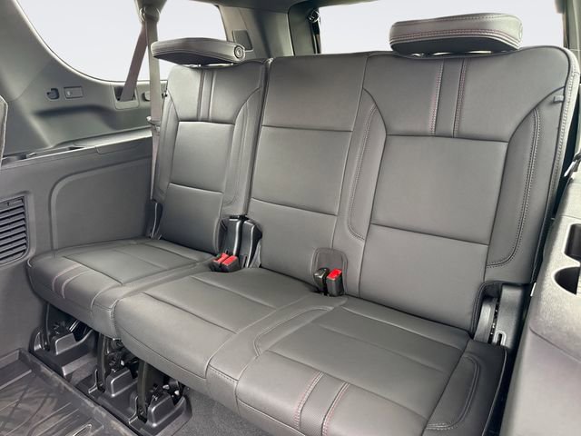 New 2026 Chevrolet Suburban RST w/ Comfort Package AWD/4WD image 23