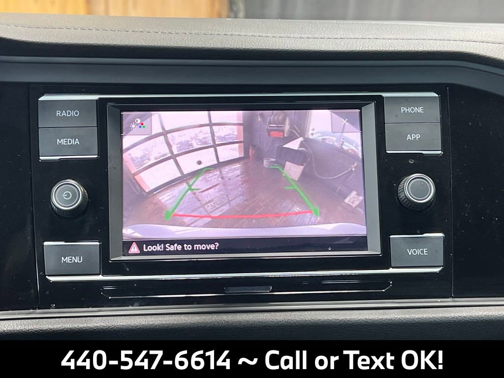 Used 2023 Volkswagen Jetta Sport image 30