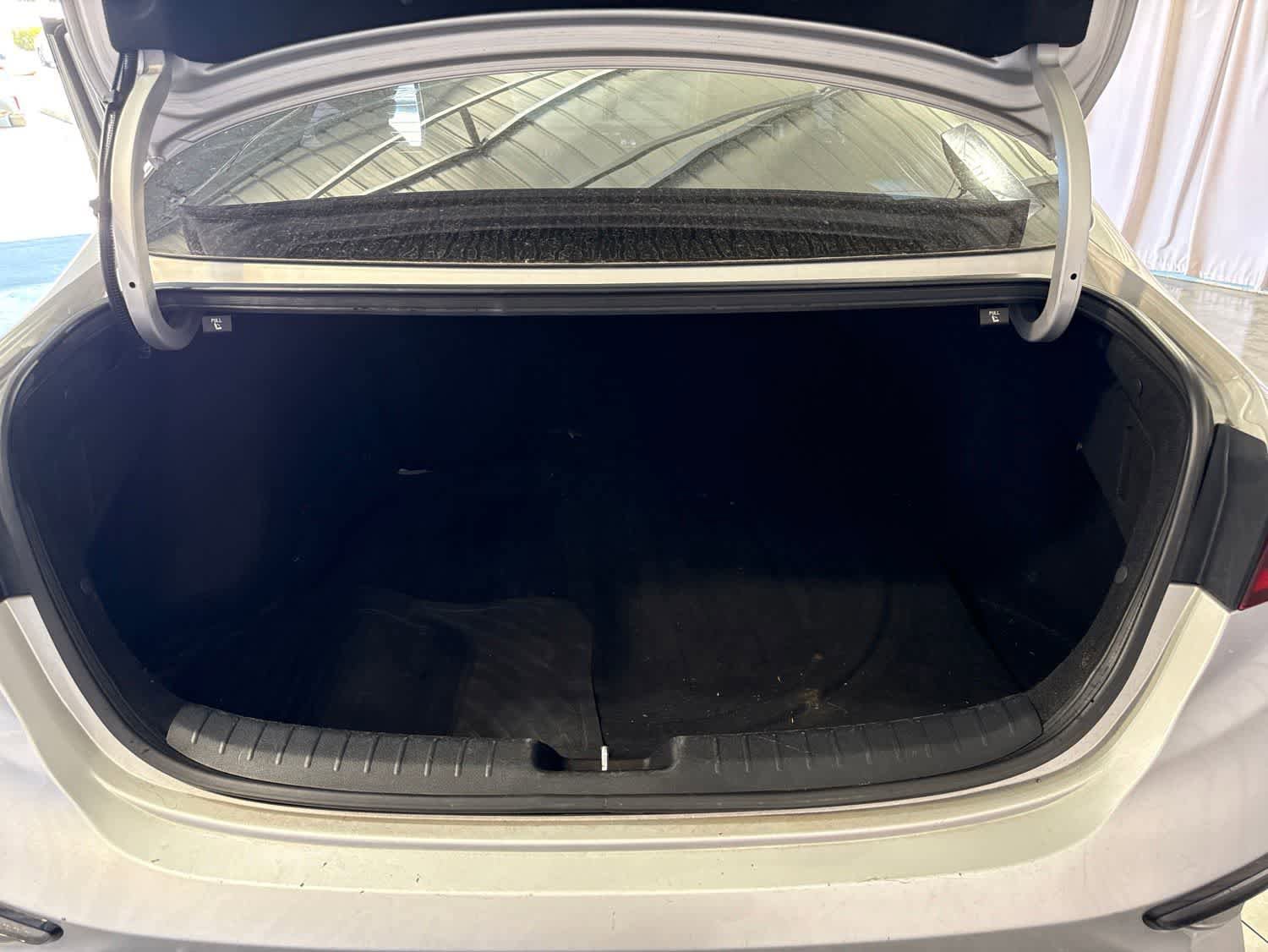 Used 2019 Kia Forte LXS FWD image 12