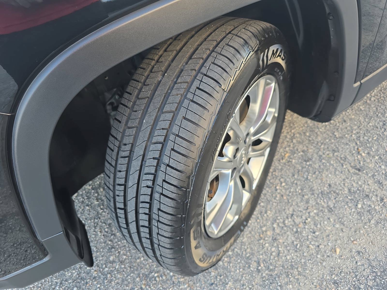 Used 2021 Jeep Cherokee Latitude Lux w/ Sun & Sound Group FWD image 33