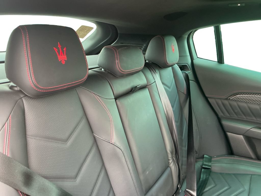 Used 2023 Maserati Grecale Modena AWD/4WD image 21