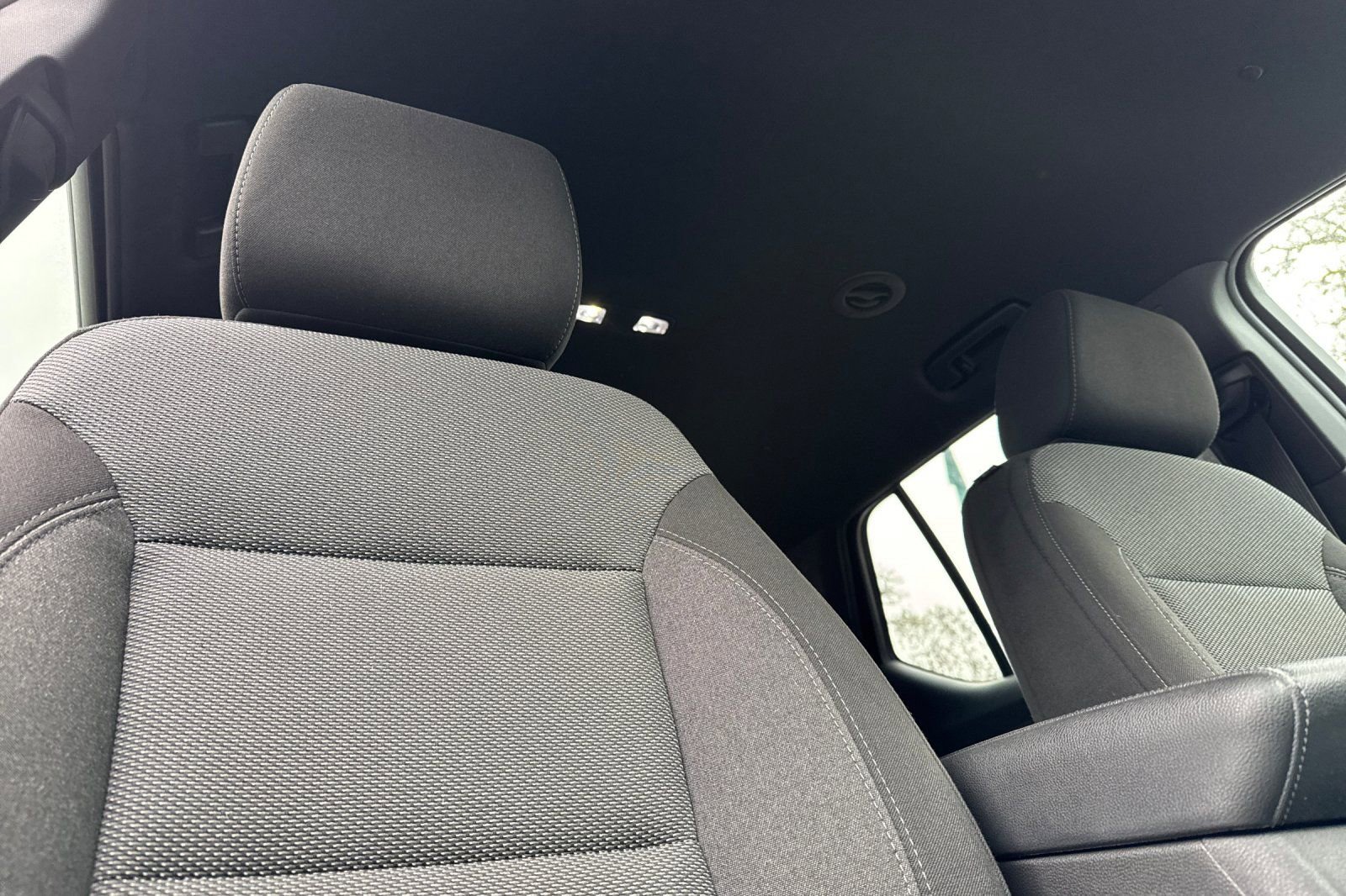 Certified 2022 Chevrolet Traverse LT w/ LPO, Floor Liner Package image 19