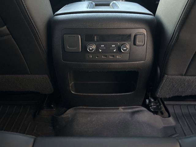 Used 2018 GMC Yukon XL SLT w/ Open Road Package image 25