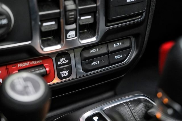 Used 2025 Jeep Wrangler Unlimited Rubicon 392 image 73